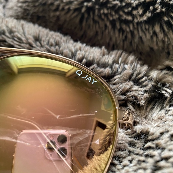 SOLD - Picture 7 of 7